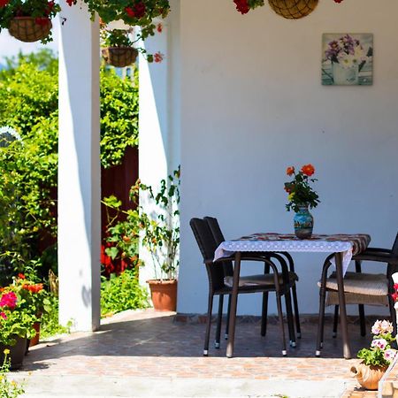 Casa De Vacanta Marya Baia de Fier Bagian luar foto
